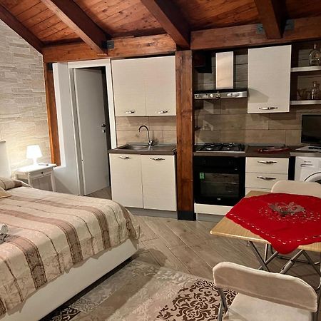 Апартаменти ***** La Casa Di Gio Кальтаніссетта Екстер'єр фото