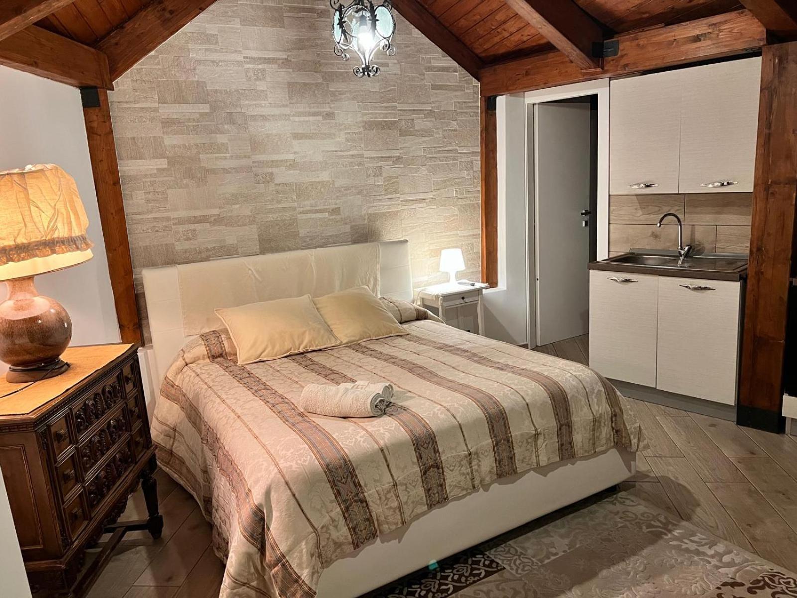 Апартаменти ***** La Casa Di Gio Кальтаніссетта Екстер'єр фото